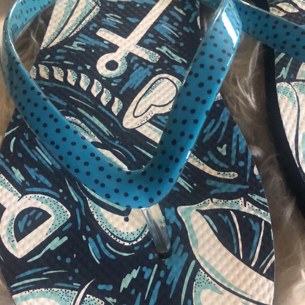 ⚓️VERA BRADLEY⛵️🏝️🐚Beachy Nautical 7-8 FLIP FLOPS 🏖️EUC 🐚 - Picture 3 of 6